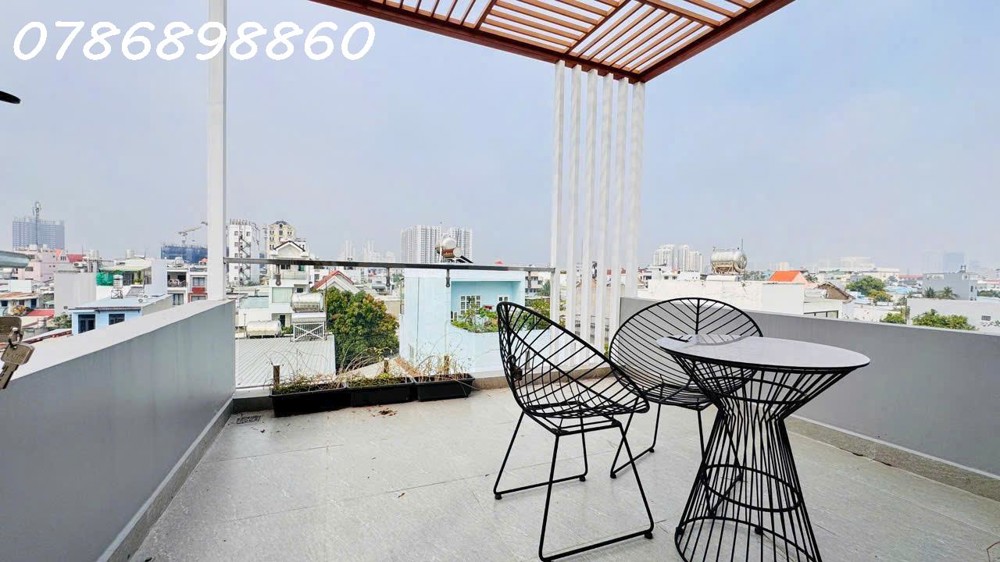 Bán Nhà Quận 7 – Hẻm Xe Hơi 4 Chỗ