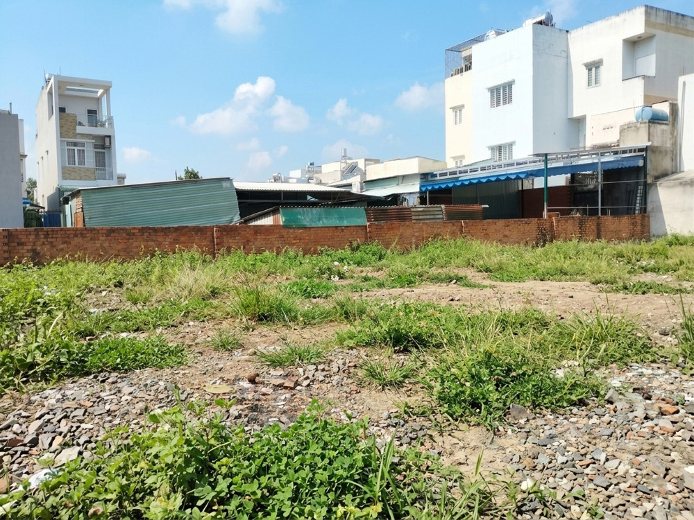 H2357* Đất Vườn Lài Sát Cầu Sắt, Giá Giảm Sâu!