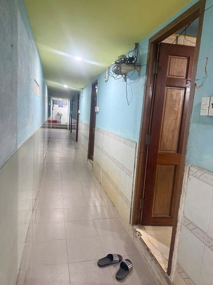 Sang Nhượng Quán Ăn Sân Vườn – Phòng Vip Karaoke, Dt : 1400 M2, View Kênh Dài 100M, Thuê Rẻ 12 Tr /