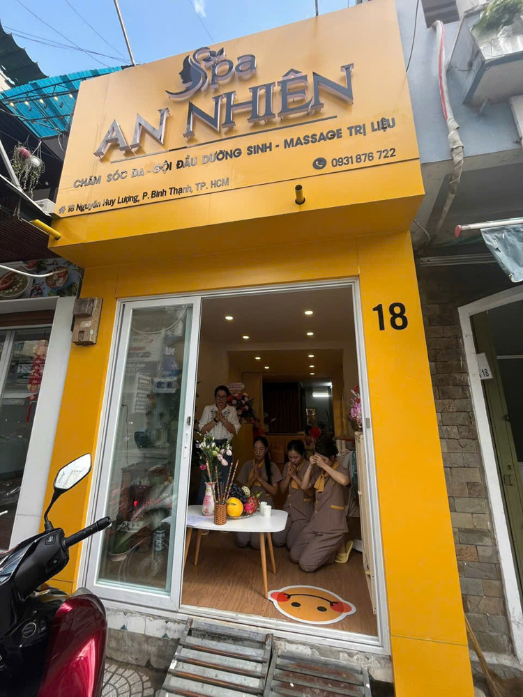 Cho Thuê Spa 30 Tr “ Gội – Nail – Facial – Body “ Spa Decor Đẹp Lắm , Spa 7 Giường, Tel :