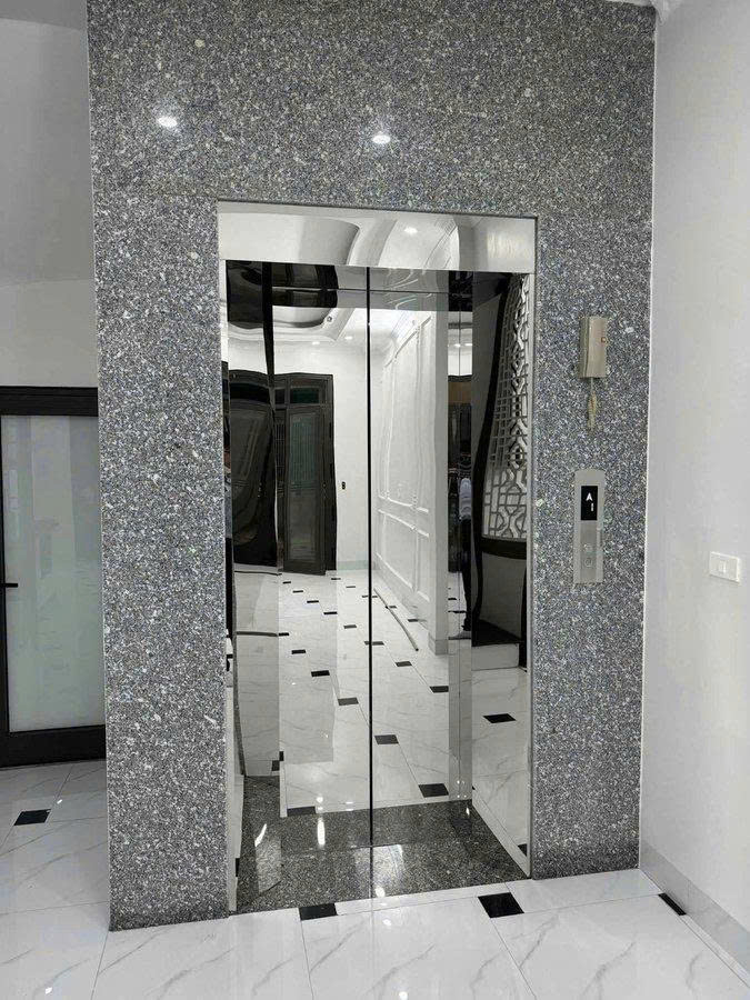 Cầm Dưới 14 Tỷ Tìm Nhà Mới Thang Máy Quanh Trần Cung Giờ Không Dễ