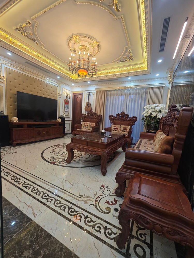 Bán Nhà Việt Hưng 80M2- 5 Tầng- Vỉa Hè, Ô Tô Tránh- View Thoáng 20 Tỷ