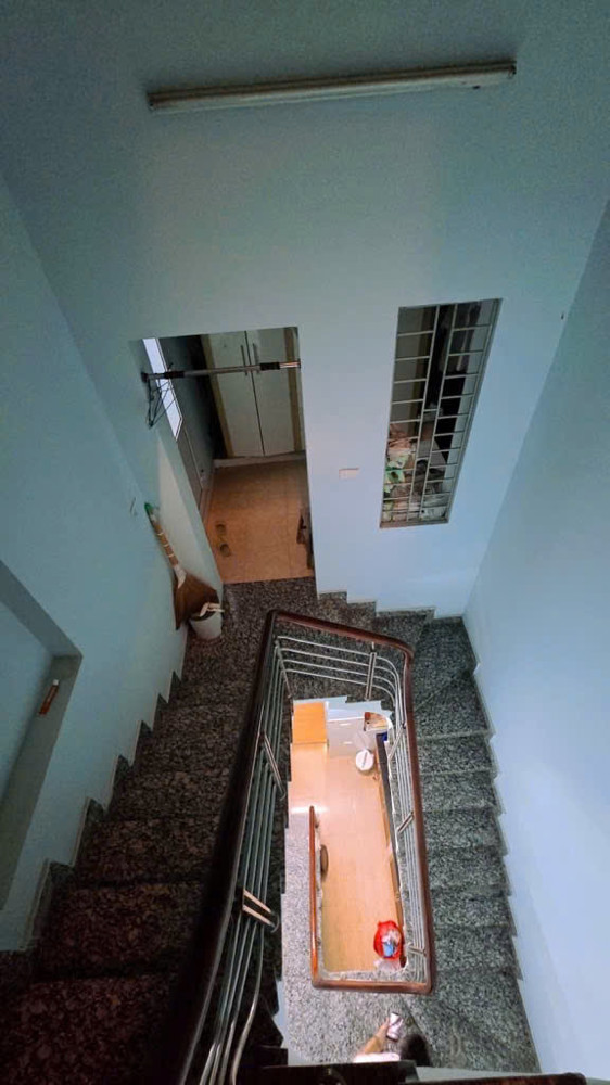 Bán Nhà Vĩnh Phúc -Ba Đình - 5Tầng Ở Ngay - Cách 70M Ra Phố -Gần Trường Chợ , Bãi Đỗ Ô Tô