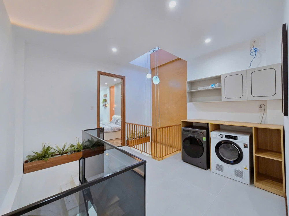 ► Home Stay Sát Hoàng Diệu, 73M2, 3 Mê Mới Tinh, Cực Xịn Sò