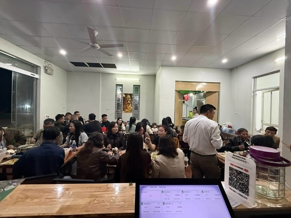 Do Bận Quá Nhiều Công Việc, Em Cần Sang Nhượng Lại Mặt Bằng Quán Nhậu Cùng Tất Cả Đồ Đạc