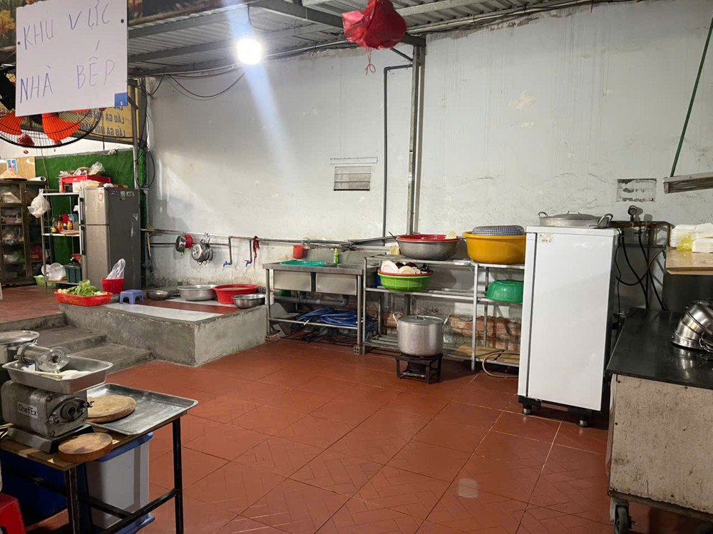 Bình Chánh Sang Quán Nhậu S/vườn 500 M2 Giá : 159 Tr , Có 7 – 10 Phòng, Tel : 0336545468 (