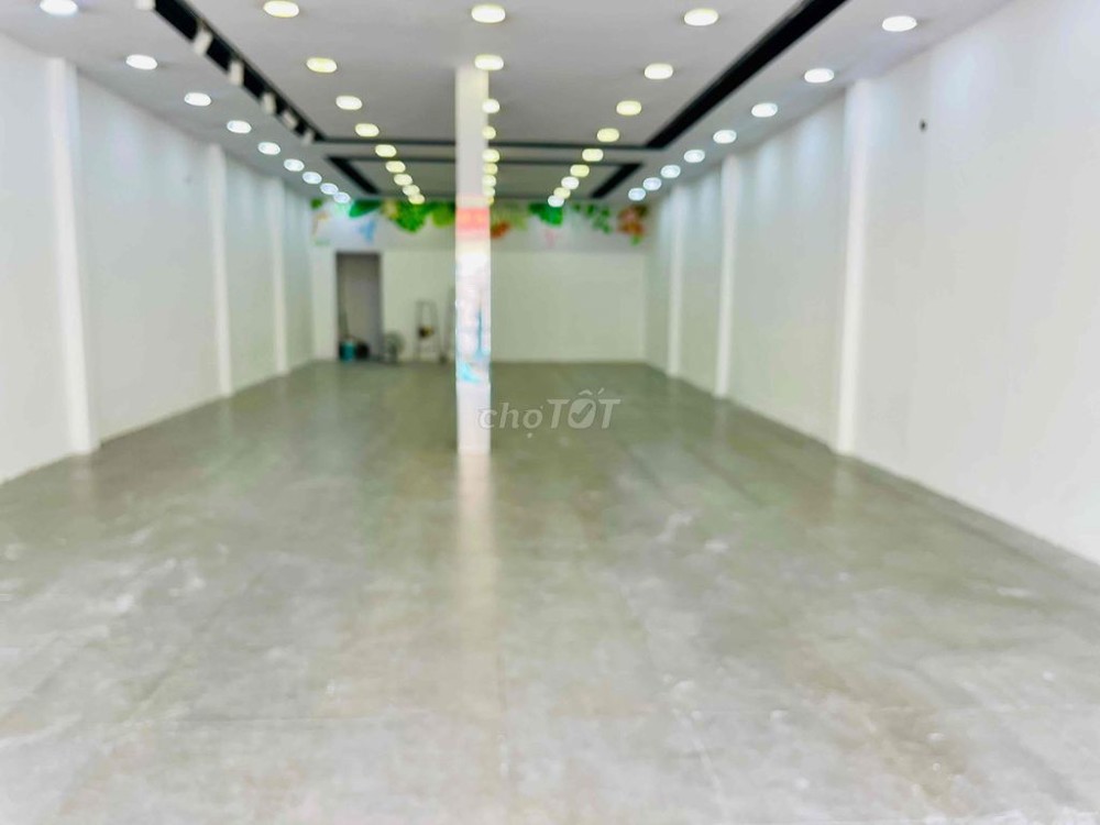 Cho Thuê Nhà 2 Mặt Tiền Âu Cơ Q.tân Phú 140M², 2Tầng - Khu Thương Hiệu Sầm Uất