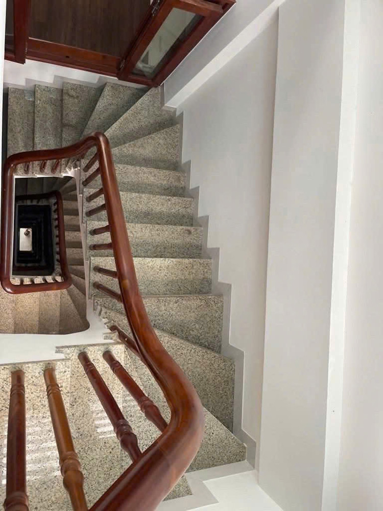 Cho Thuê Nhà, 83M2_ 5T; Đào Duy Từ, Mã Mây, Hàng Bạc, Hoàn Kiếm -32 Tr
