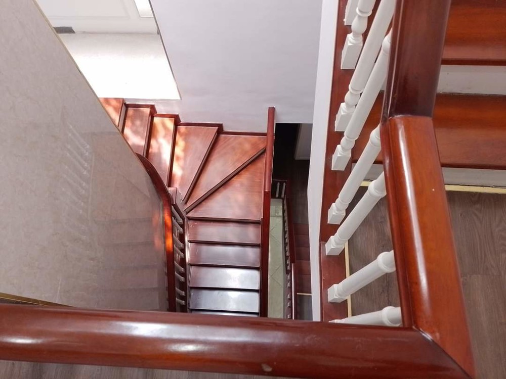 Cho Thuê Nhà, 111M2_ 5.5T; Lạc Long Quân, Võ Chí Công, Tây Hồ -42 Tr