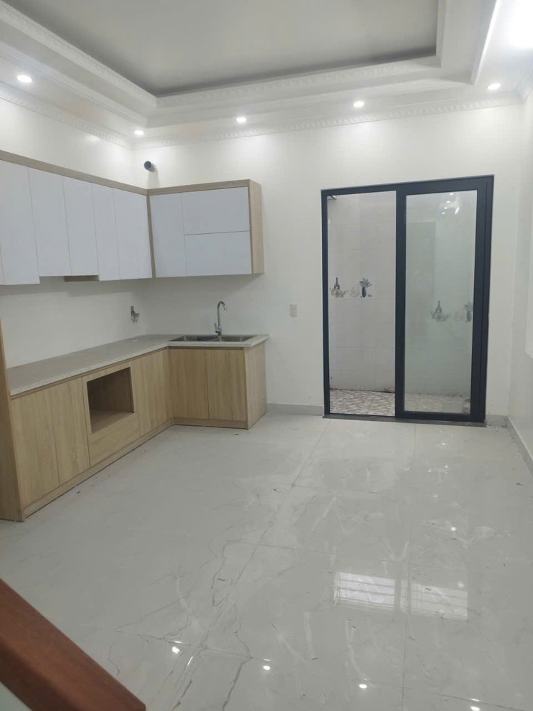 Bán Nhà 4 Tầng Độc Lập Gần Nam Hải – Ô Tô Đỗ Cửa – Giá 2,9 Tỷ