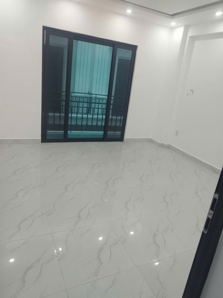 Bán Nhà 4 Tầng Độc Lập Gần Nam Hải – Ô Tô Đỗ Cửa – Giá 2,9 Tỷ