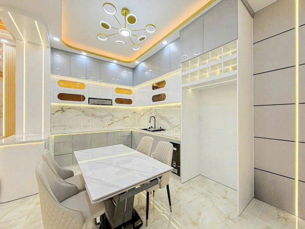 Anh Hải Cần Bán Nhà Hẻm Xe Hơi Cạnh Phú Mỹ Hưng, 4 Tầng, Để Lại Nội Thất