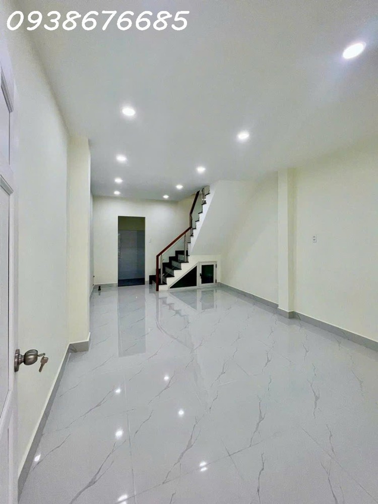 Bán Nhà 2 Tầng Mặt Tiền Hxh 6M Đ.nguyễn Khắc Nhu, Quận 1 - Dt 4M*11m Vuông Đẹp- Chỉ 14T- Nơi Tập