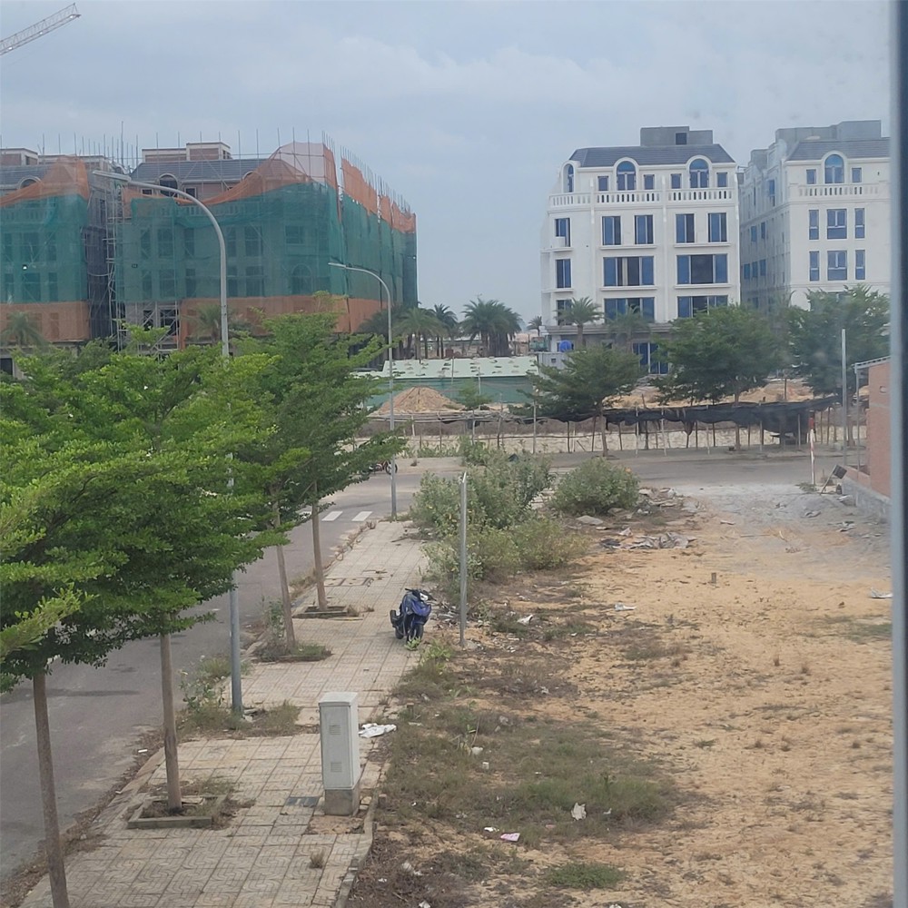 Nhà Đẹp – Bán Hoặc Cho Thuê Nhà Mặt Đường Hoàng Sa, Võ Văn Dũng, Xã Cát Tiến, Gia Lai