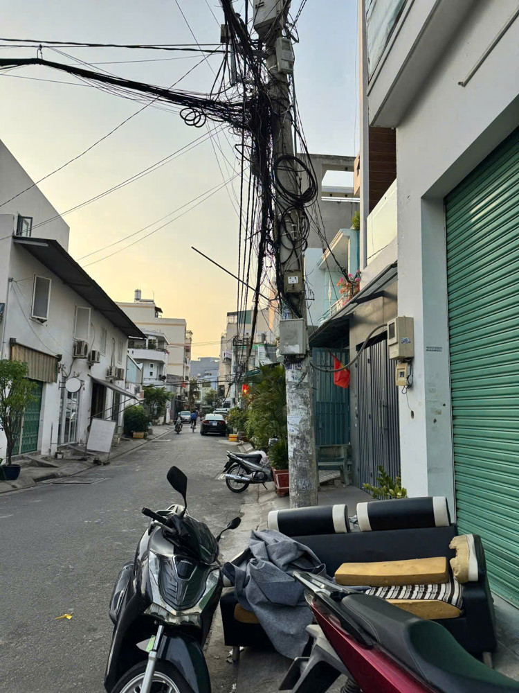 Nhà Đẹp – Chính Chủ Cần Bán Nhà Đường Phạm Quý Thích, Phường Tân Quý, Quận Tân Phú, Hcm