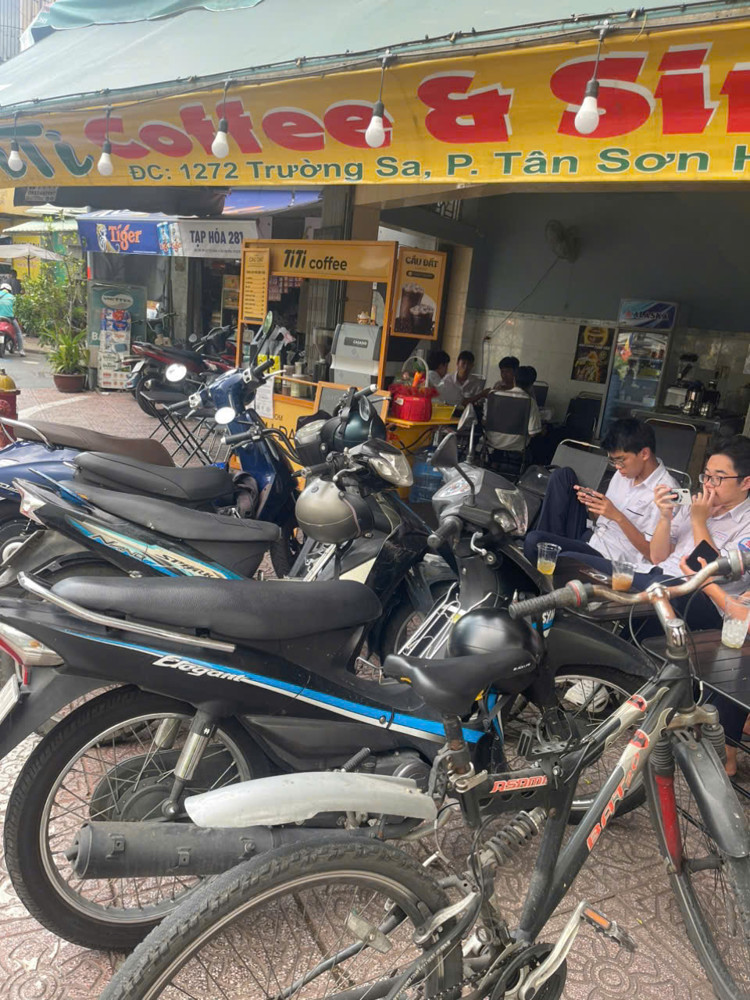 Sang Nhượng Gấp Quán Coffee – 1272 Trường Sa, Quận Tân Bình