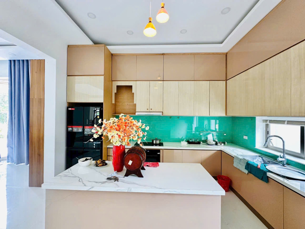 Biệt Thự Góc 2Mt Siêu Đẹp – Kiến Trúc Sư Xây Ở – Nguyễn Thị Thảnh, Hóc Môn