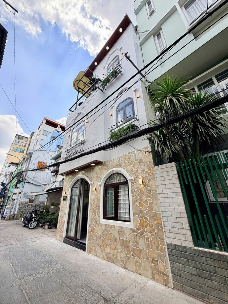 Homestay Mini Siêu Xinh Giữa Lòng Sài Gòn – Góc 2 Mặt Thoáng, Hẻm Xe Tải, Khai Thác Dòng Tiền Cực