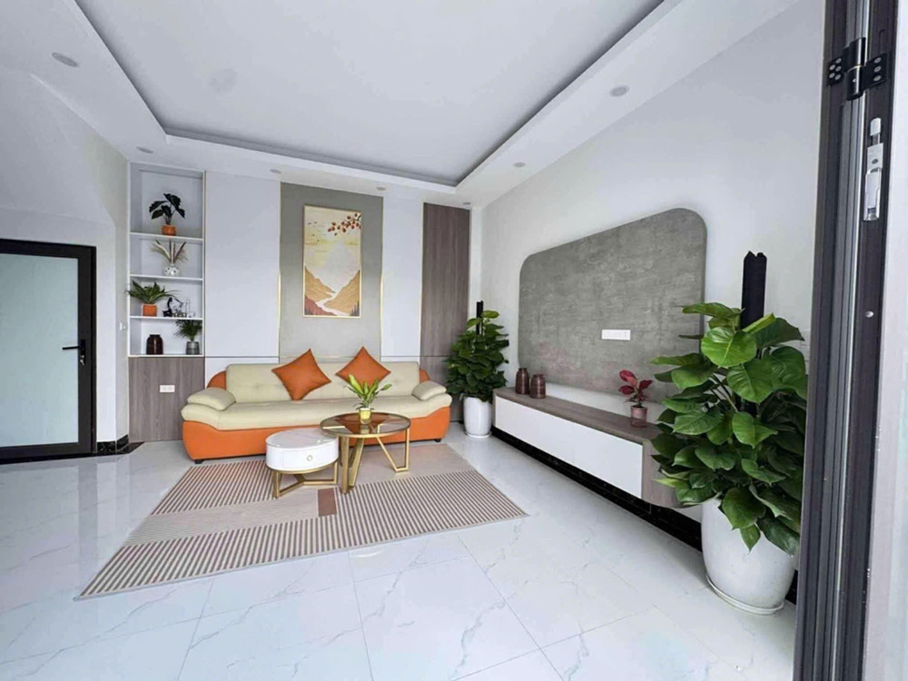 Bán Nhà 5 Tầng Phúc Lợi, Full Nội Thất Nhà Đẹp Hiếm