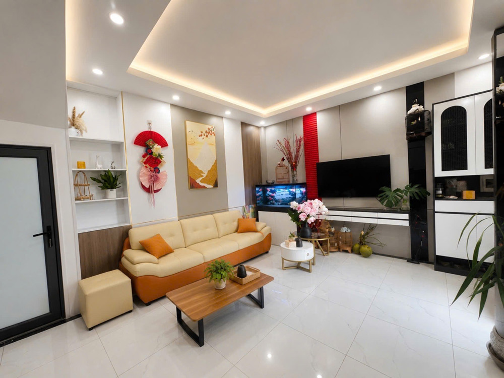 Bán Nhà 5 Tầng Phúc Lợi, Full Nội Thất Nhà Đẹp Hiếm