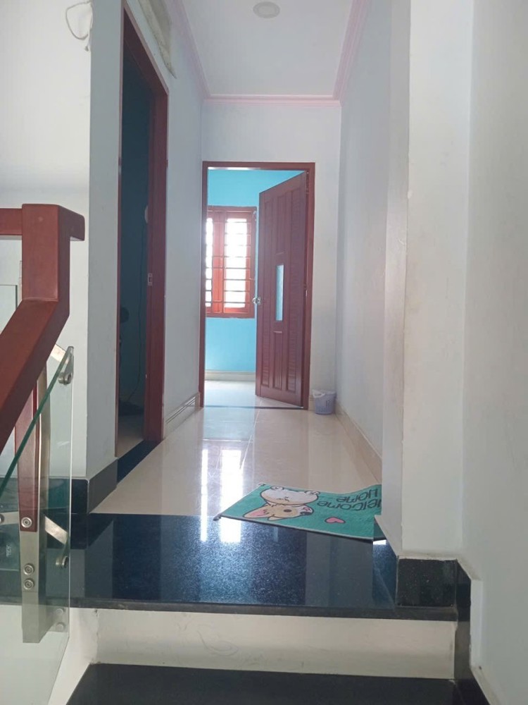 Bán Nhà 2 Tầng 155M² Dĩ An,Shr Đường 2 Ô Tô Thông,Gần Vincom Dĩ An