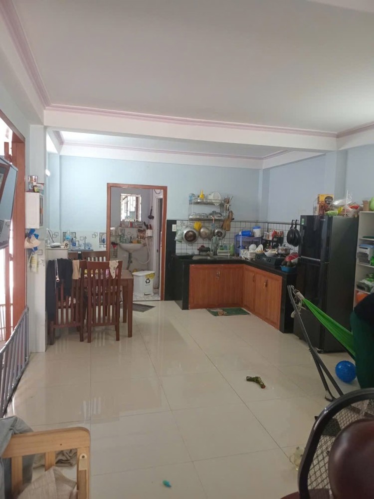 Bán Nhà 2 Tầng 155M² Dĩ An,Shr Đường 2 Ô Tô Thông,Gần Vincom Dĩ An