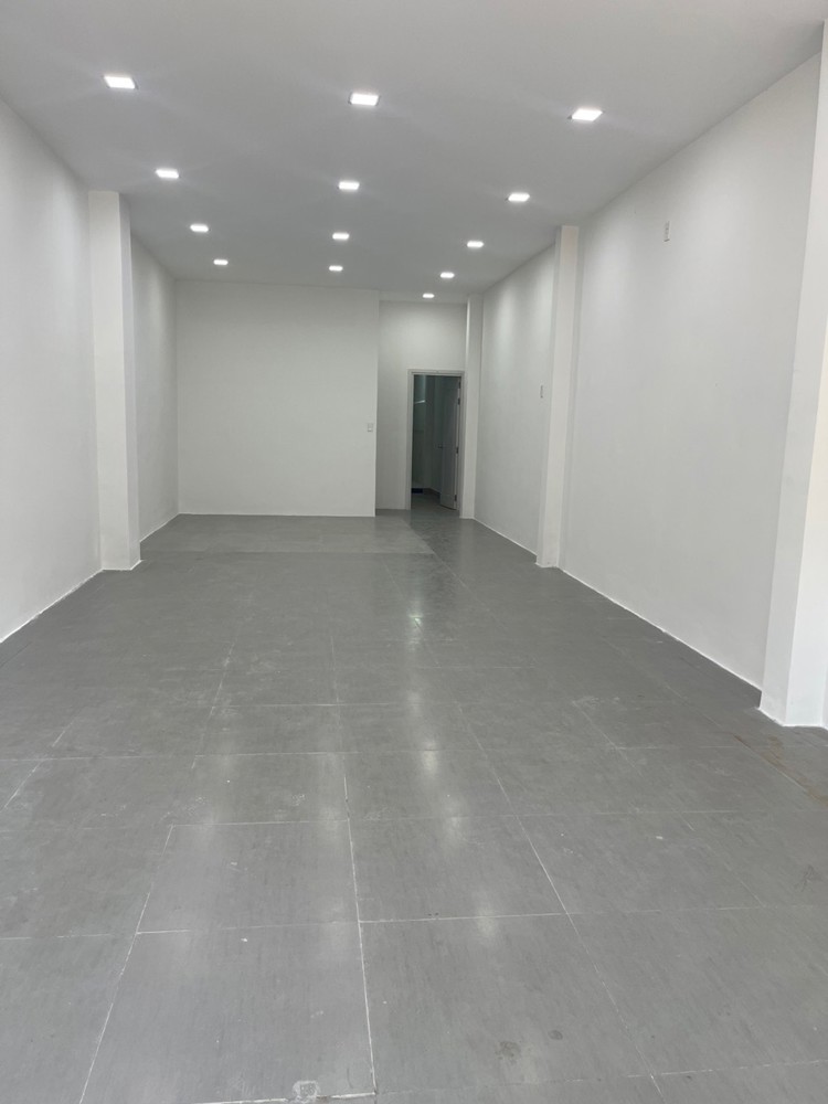 Bán Nhà Mặt Tiền Nguyễn Văn Linh 105M2, 3 Tầng Trung Tâm Đà Nẵng Giá 37.5 Tỷ