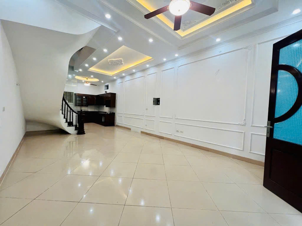 Bán Gấp Nhà Phúc Lợi, 4 Tầng. Lô Góc Nhà Dân Xây 80M2 Chỉ Hơn 8 Tỷ
