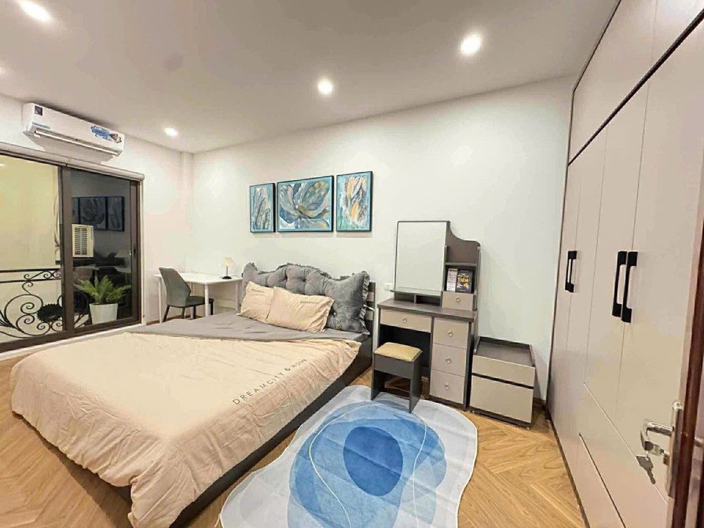 Nhà Đẹp Thạch Bàn – Full Nội Thất – Ô Tô Đỗ Cửa