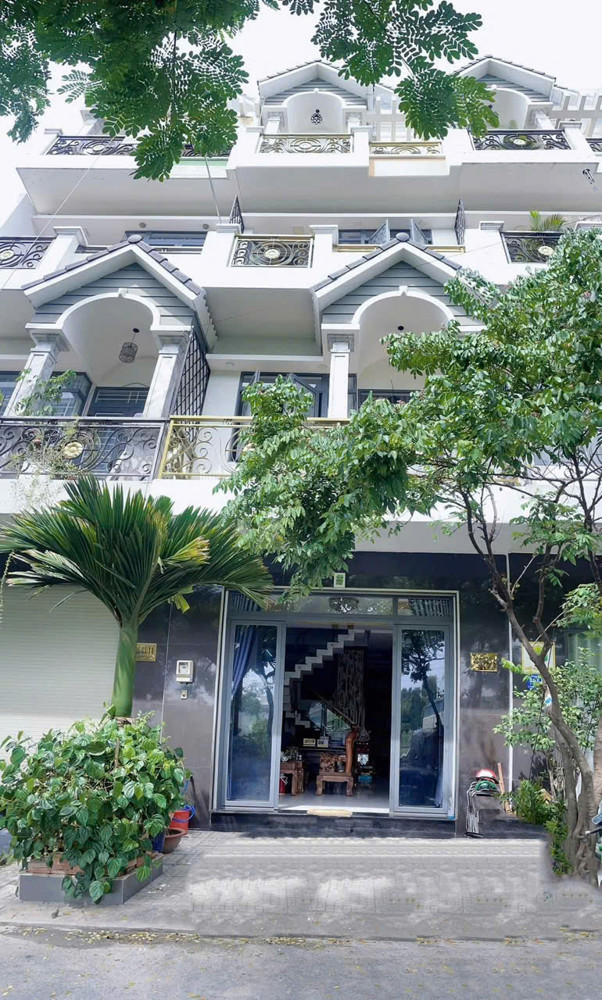 Bán Nhà 3 Lầu + 2 Sân Thượng – Khu Phân Lô Đường 13M – Lê Thị Riêng, Q.12
