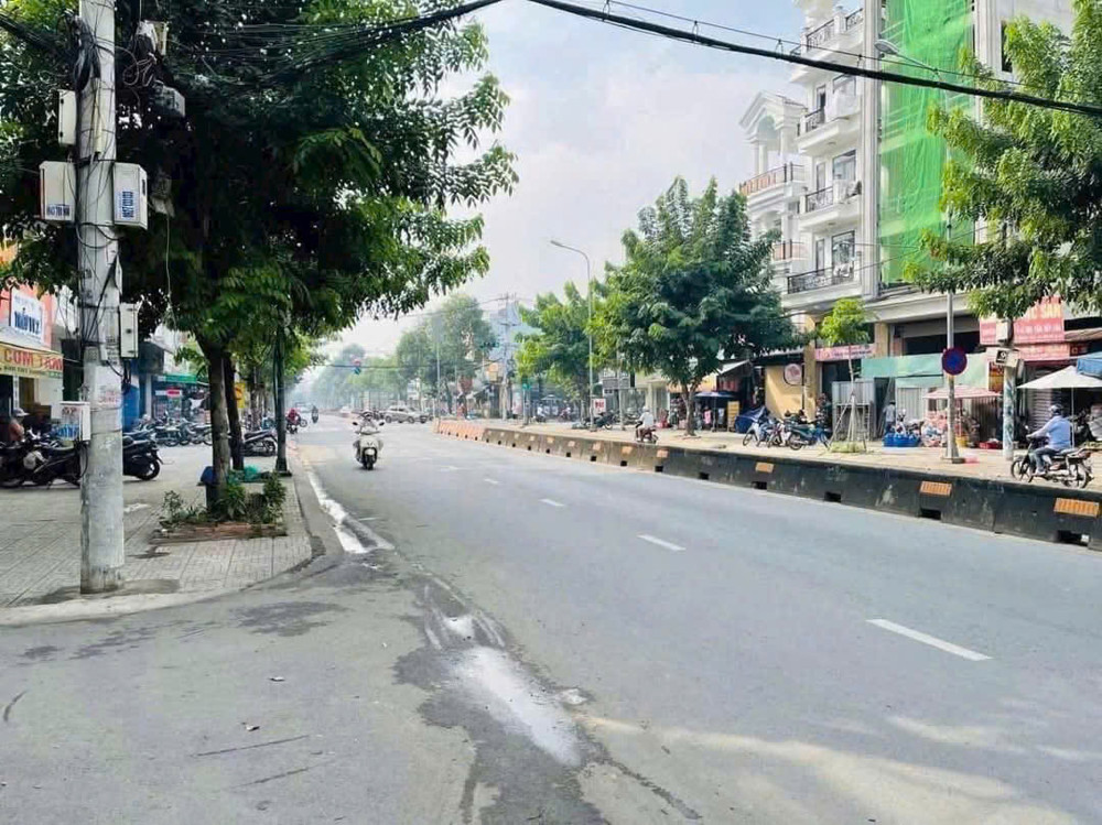 Giá Tốt! Bán Nhà C4 Cũ Mt Lê Thị Riêng, Thới An, Q.12 – Vị Trí Vàng Kd