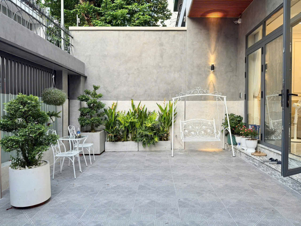 Bán Nhà Mặt Tiền Kinh Doanh Ngang 9M Sổ Đẹp 3Tầng 160M2 Giá Chỉ 23,49 Tỷ Tl