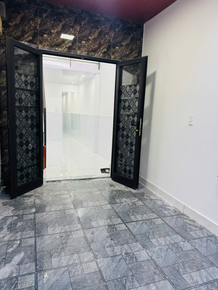 ► 2 Mặt Kiệt Thông, 1 Nhà Ra Ô Tô, Gần Mt Điện Biên Phủ, 40M2, Sân Rộng, 2.X Tỷ