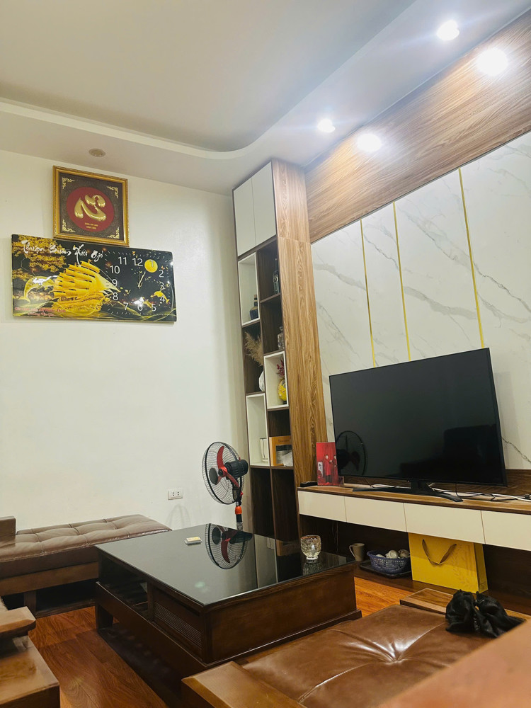 Nhà Đẹp Di Ái – 39M² – 5 Tầng – 4 Ngủ – Gần Vành Đai 3.5 - Nhỉnh 6 Tỷ