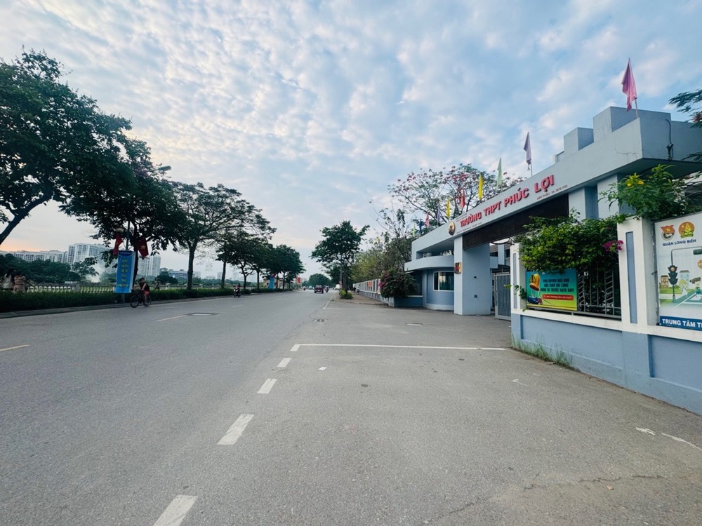 Bán Đất Mặt Phố Phúc Lợi 83M2- Lô Góc 2 Mặt Tiền – Hơn 25 Tỷ