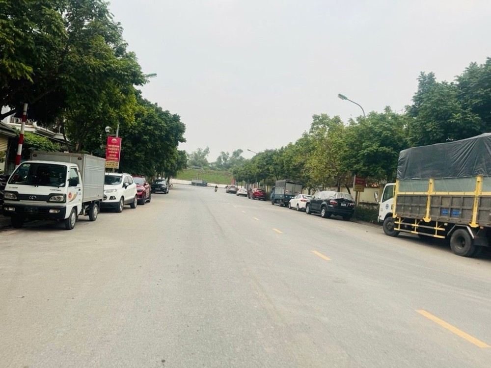 Bán Đất Mặt Phố Phúc Lợi 83M2- Lô Góc 2 Mặt Tiền – Hơn 25 Tỷ