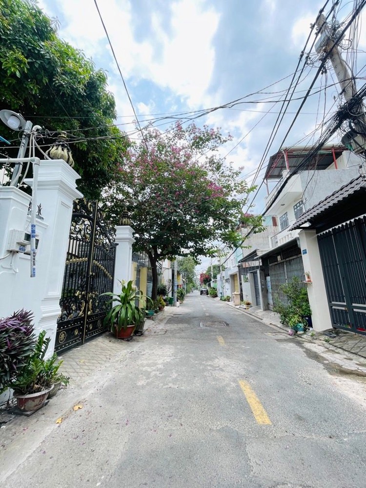 Bán Nhà Mặt Phố Trung Mỹ Tây 3, Q12, 160M², Sổ Hồng, Giá 8.6 Tỷ