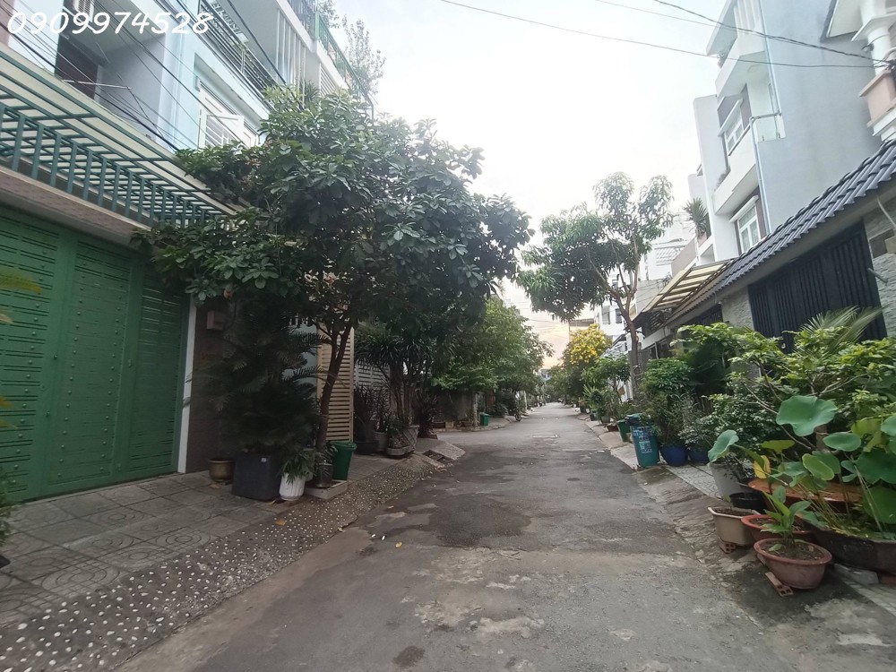 Nhà Phố 3 Tầng Hẻm 6M Sát Chợ Hiệp Bình Thủ Đức Sẵn Nguồn Thu Lớn, 67M2, Ngang 6M, Dài 11M, 8.5 Tỷ