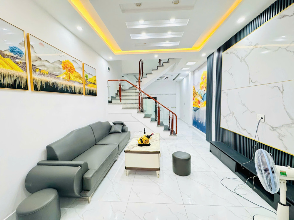 Bán Nhà 3 Tầng Ngô Gia Tự – Căn Cuối Thoáng Sáng – Giá 2,85 Tỷ