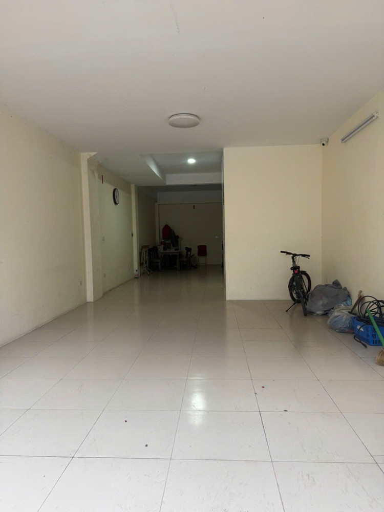 75M² – 6 Tầng – Gara Ô Tô - Thang Máy – Full Nội Thất, Chung Tâm Thạch Bàn .. Căn Nhà Khiến