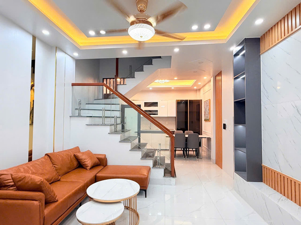 Còn Duy Nhất 1 Căn 3 Tầng Kì Bá Gần Chất Lượng Cao, Đẹp, Thoáng, Cách Mặt Đường Phan Bá Vành 15M