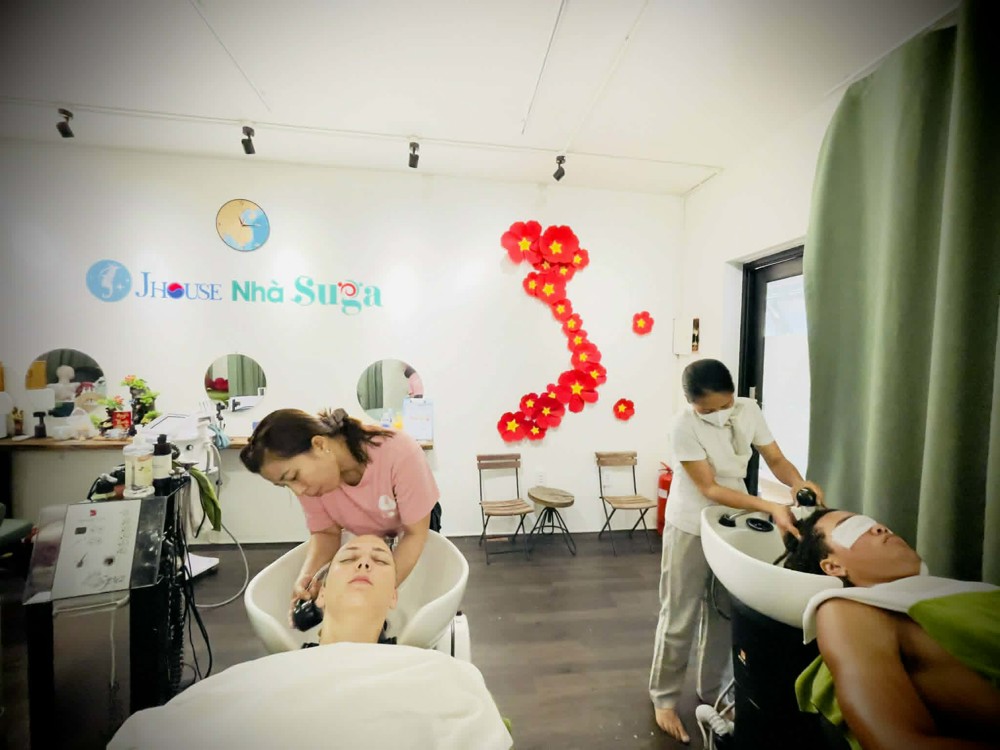 Chia Sẻ Mặt Bằng Cùng Nhau Phát Triển Kinh Doanh Trung Tâm Quận 1 Hò Chí Minh
