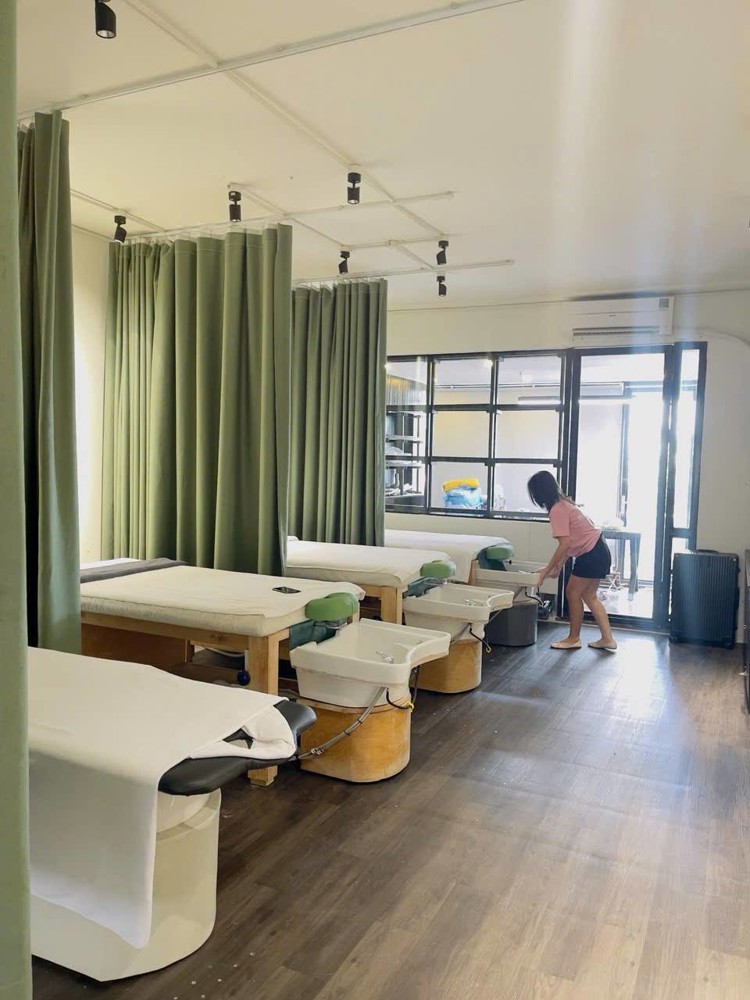 Chia Sẻ Mặt Bằng Cùng Nhau Phát Triển Kinh Doanh Trung Tâm Quận 1 Hò Chí Minh