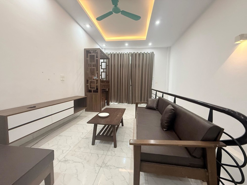 Bán Nhà - Ngô Gia Tự - Nhà 4 Tầng Dân Xây Đẹp Lung Linh - Tặng Full Nội Thất - 79M - Nhỉnh 10 Tỷ