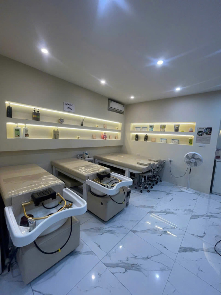 Chính Chủ Sang Nhượng Cửa Hàng Nail - Mi - Gội Tại Triều Khúc, Hà Nội