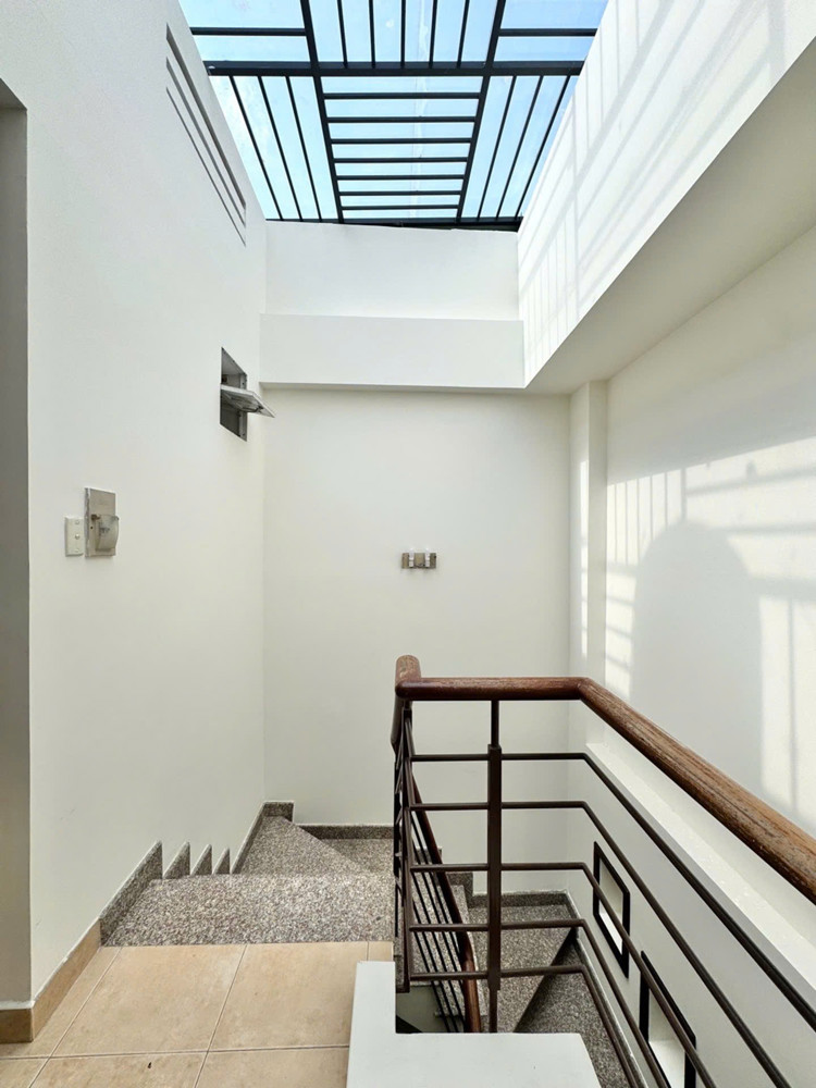 Nhà 1 Đời Chủ Xưa Nay - 115M2 (4Tầng) - Ngang Bề Thế (Gần 7M) - Oto Thông - Dương Quãng Hàm, Gvấp 