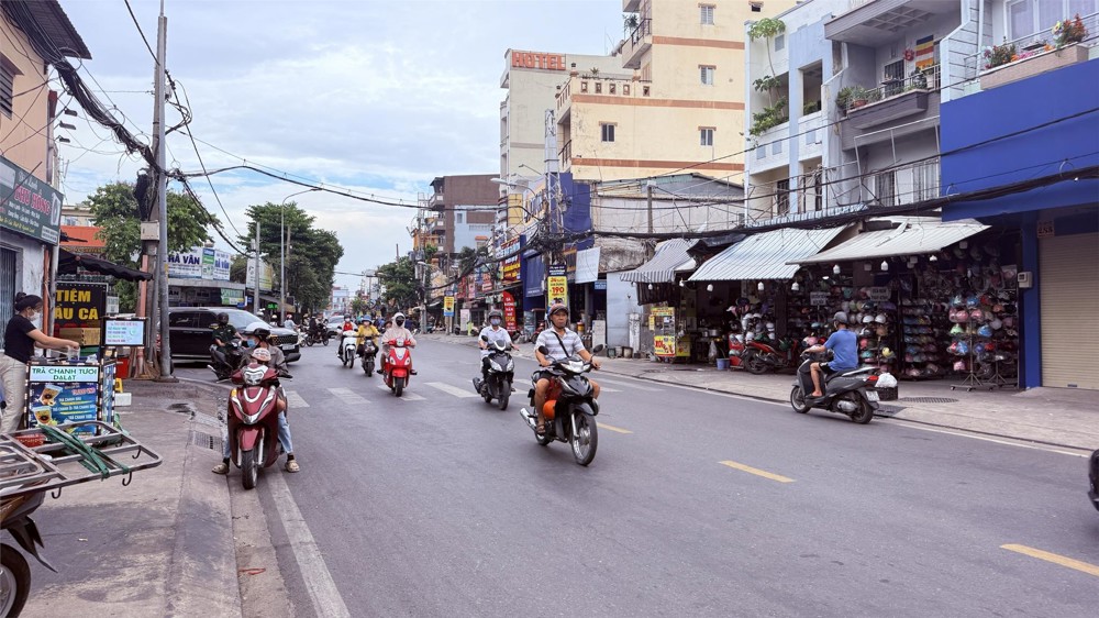 Bán Nhà Mặt Tiền Đường Thống Nhất – Ngay Cityland – Vị Trí Kinh Doanh Đỉnh
