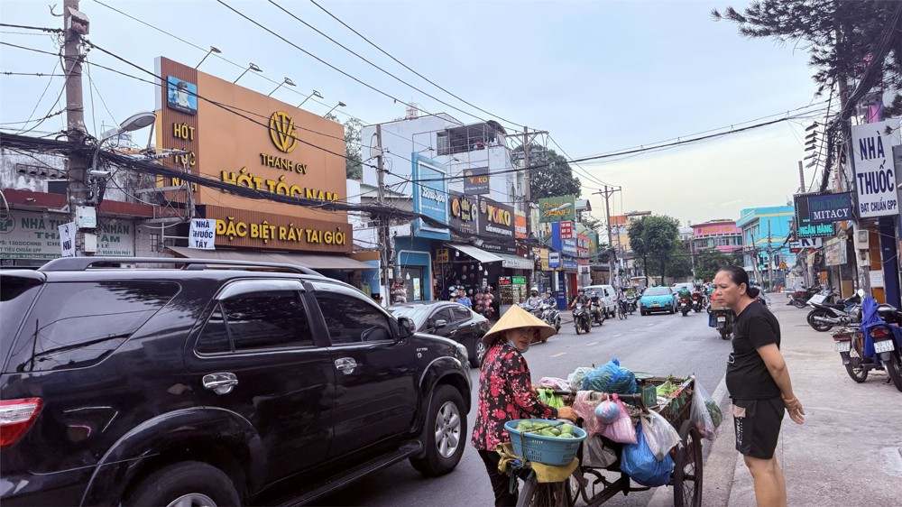 Bán Nhà Mặt Tiền Đường Thống Nhất – Ngay Cityland – Vị Trí Kinh Doanh Đỉnh