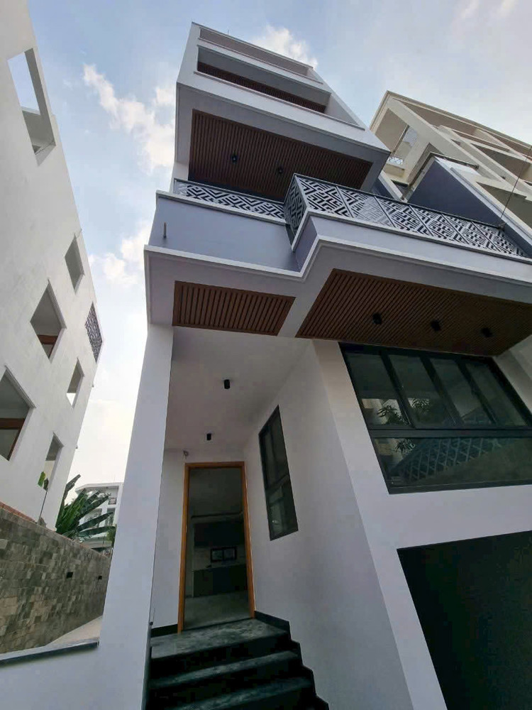 Biệt Thự Hầm, 3 Lầu (7X20) Mt Nguyễn Thị Búp, Q.12 – Kdc Hiệp Thành City