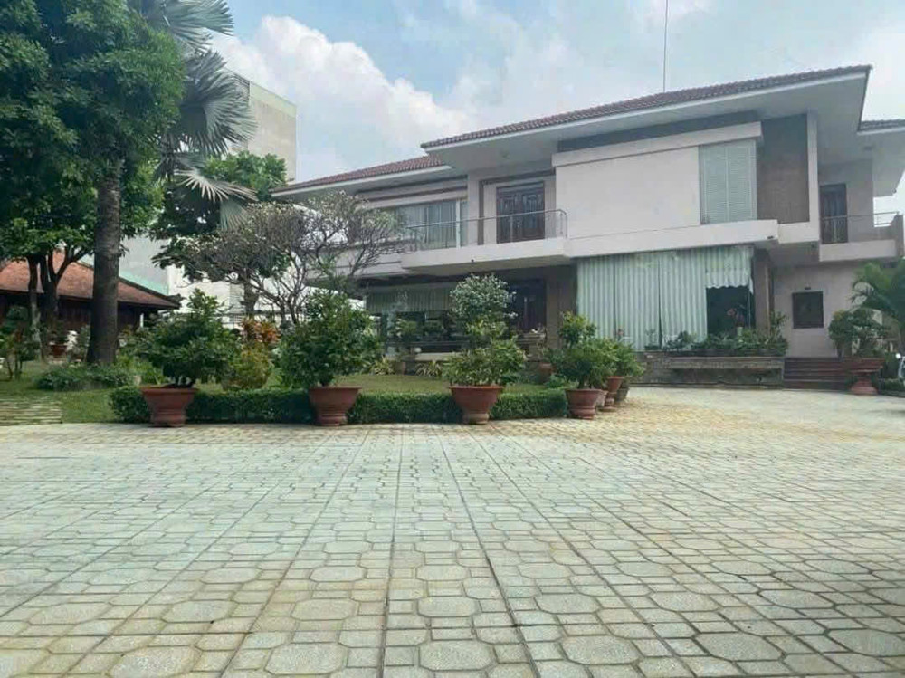 Bán Đất (19.5X45) Tặng Biệt Thự Sân Vườn Vip – Hà Huy Giáp – Giá Chỉ 42 Tỷ